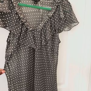 Banana Republic sheer top size large